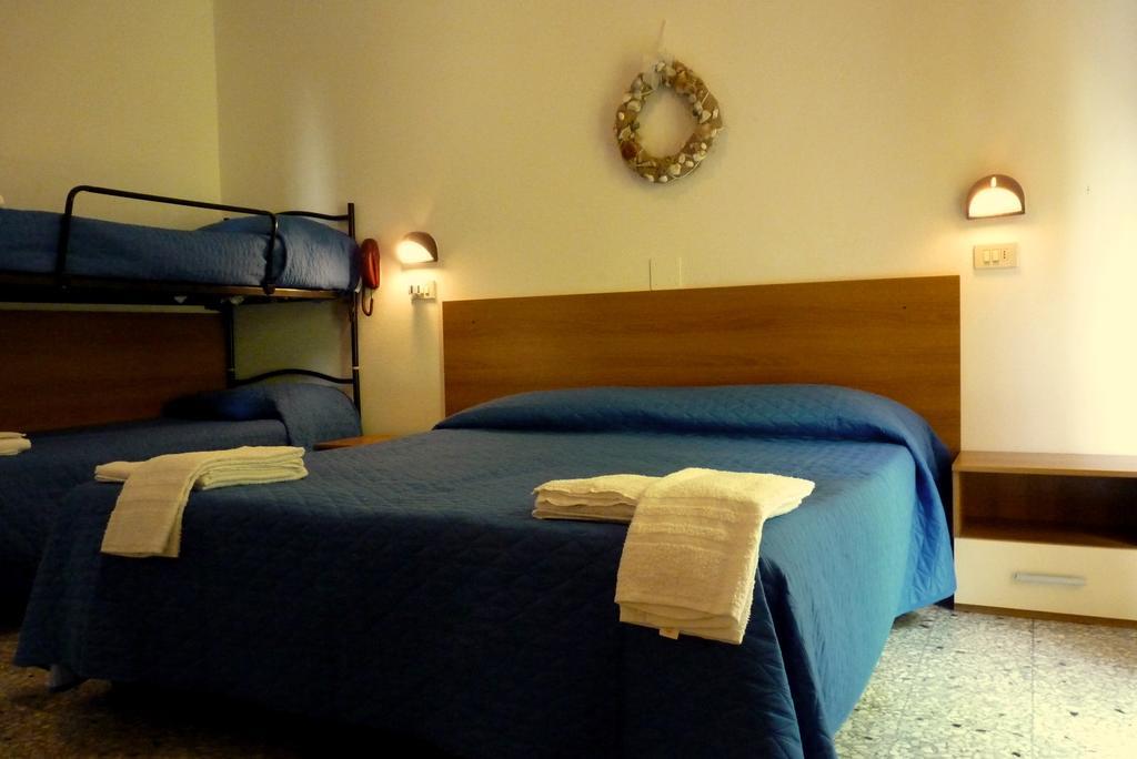 Hotel Villa Del Bagnino 리미니 객실 사진
